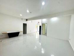 Irving Road (D13), Factory #609501591